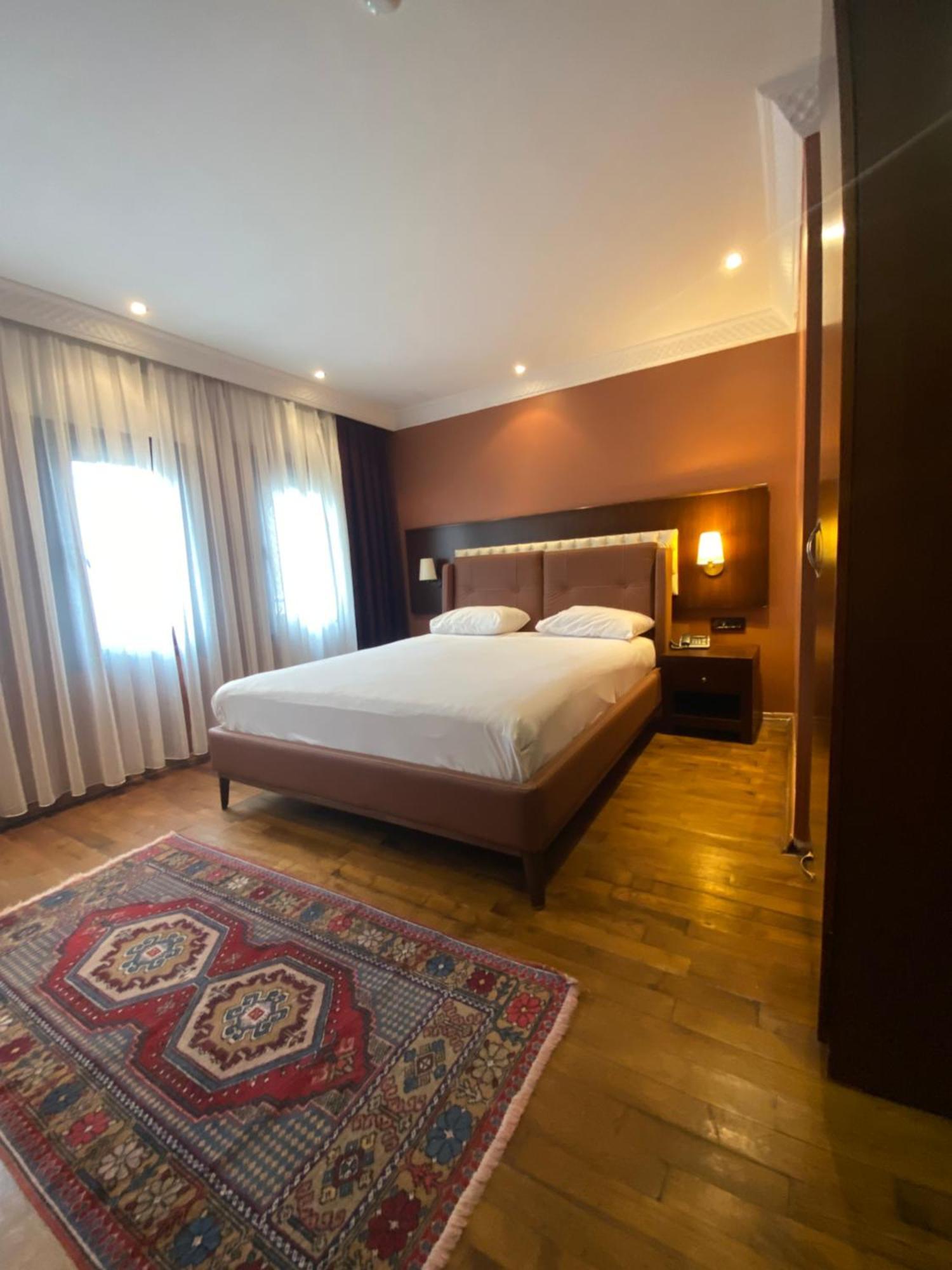 Otel Mangana