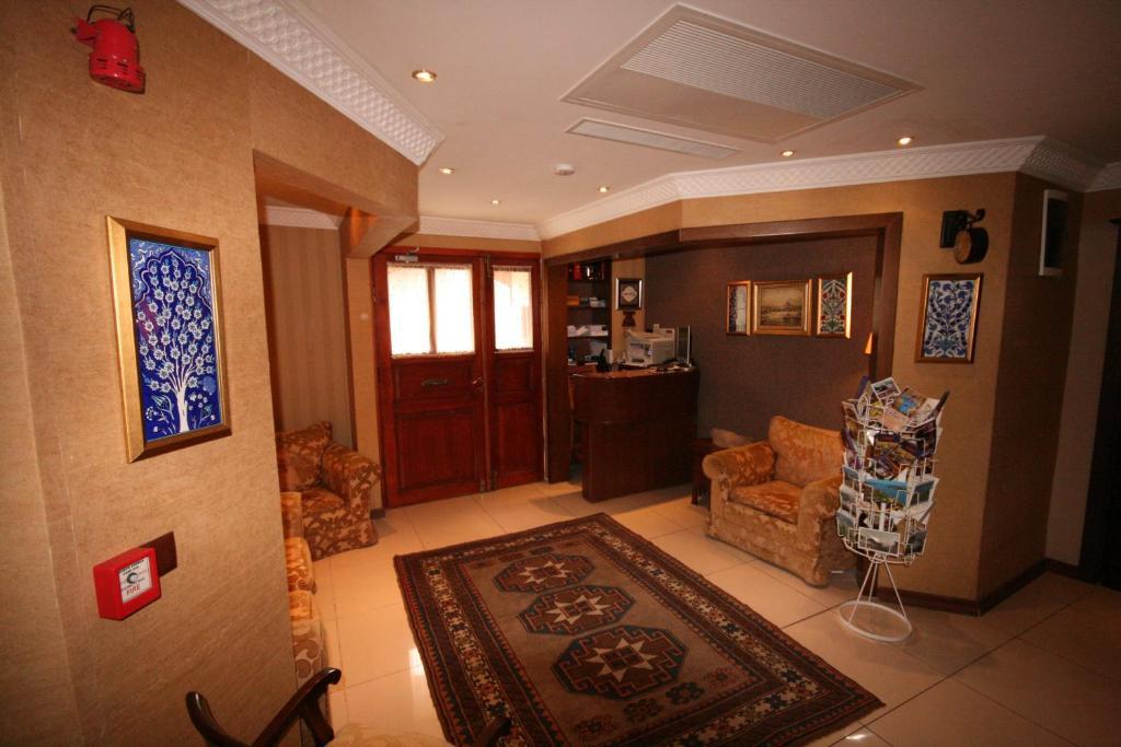 Mangana Otel